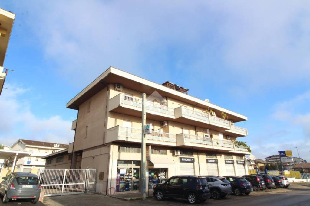 appartamento in vendita a Spoltore in zona Villa Raspa