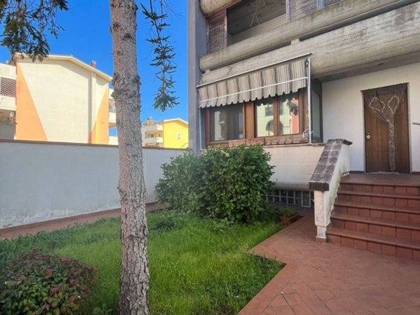 casa indipendente in vendita a Spoltore in zona Santa Teresa