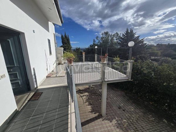 appartamento in vendita a Spoltore in zona Santa Lucia