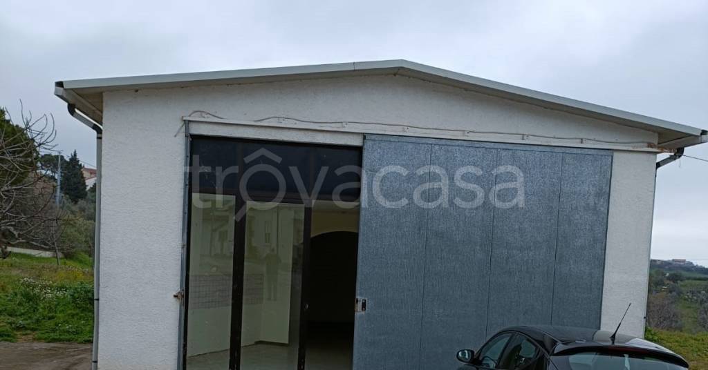casa indipendente in vendita a Spoltore in zona Villa Santa Maria