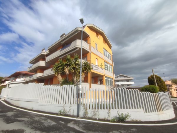 appartamento in vendita a Spoltore in zona Santa Teresa