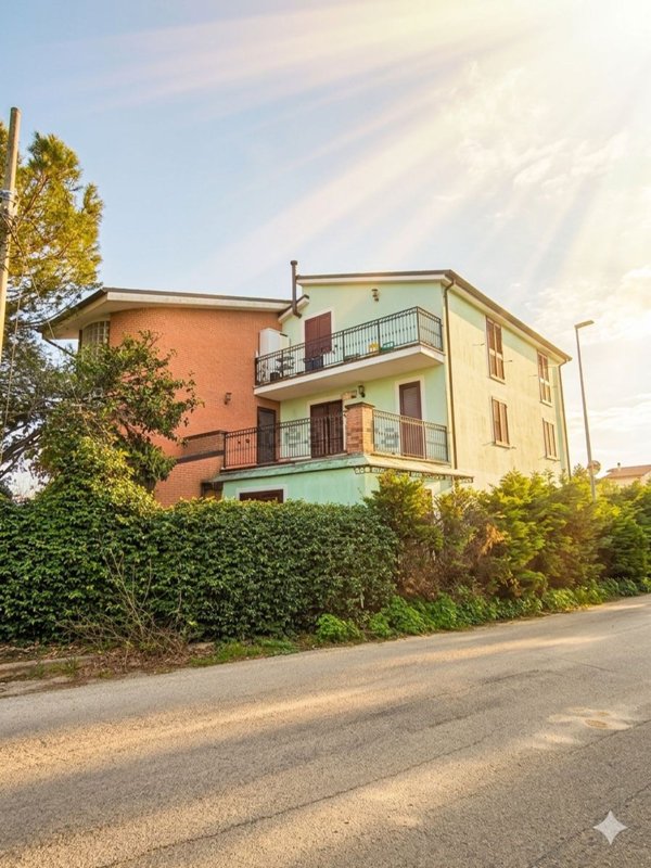 casa indipendente in vendita a Spoltore