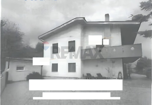 casa indipendente in vendita a Spoltore in zona Santa Lucia