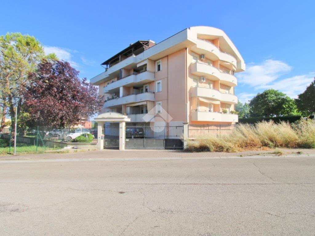 appartamento in vendita a Spoltore in zona Villa Raspa