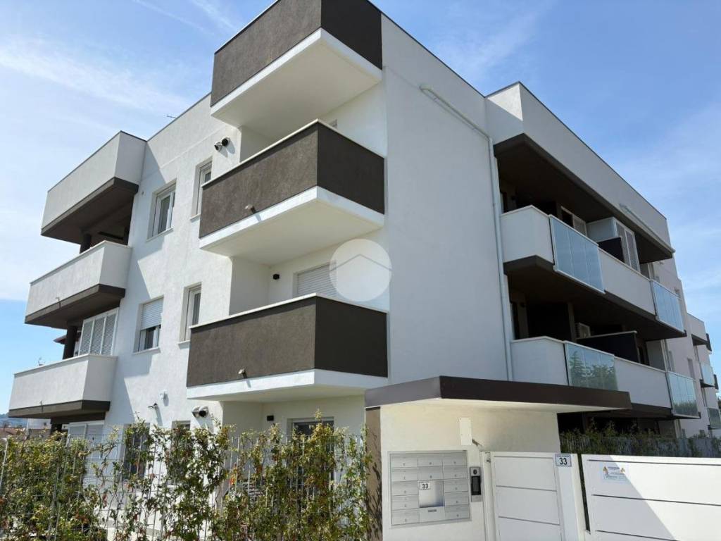 appartamento in vendita a Spoltore in zona Santa Teresa