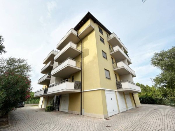 appartamento in vendita a Spoltore in zona Villa Raspa