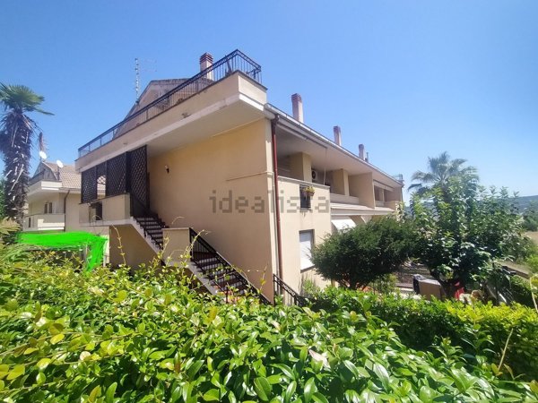 casa indipendente in vendita a Spoltore in zona Santa Teresa