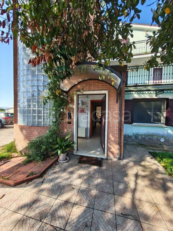casa indipendente in vendita a Spoltore