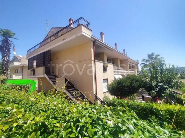 casa indipendente in vendita a Spoltore in zona Santa Teresa
