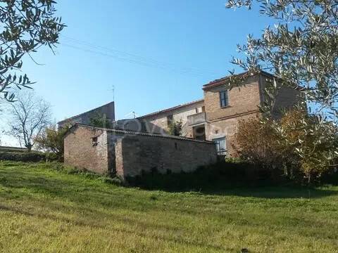 casa indipendente in vendita a Spoltore