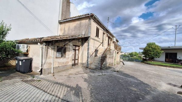 casa indipendente in vendita a Spoltore