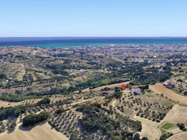 terreno edificabile in vendita a Spoltore in zona Pescarina