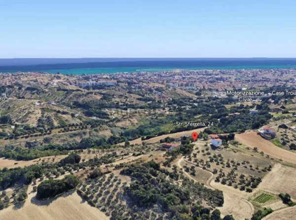 terreno edificabile in vendita a Spoltore in zona Pescarina
