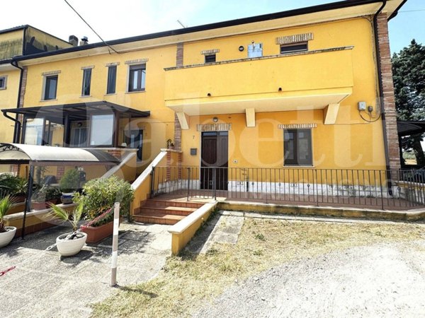casa indipendente in vendita a Spoltore