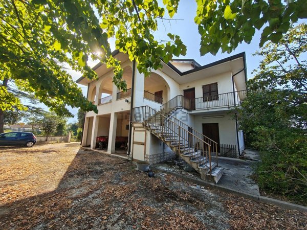casa indipendente in vendita a Spoltore