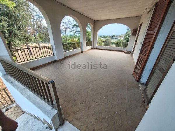 casa indipendente in vendita a Spoltore