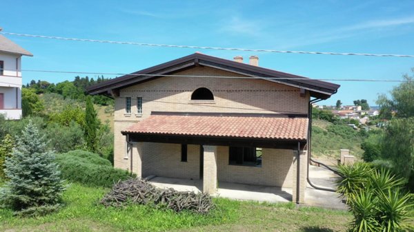 appartamento in vendita a Spoltore in zona Caprara d'Abruzzo