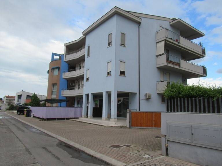 appartamento in vendita a Spoltore in zona Santa Teresa
