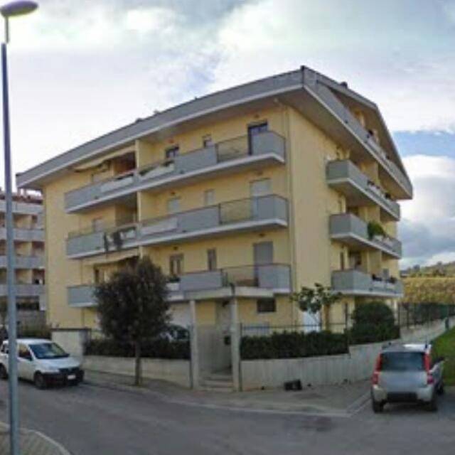 appartamento in vendita a Spoltore in zona Santa Teresa