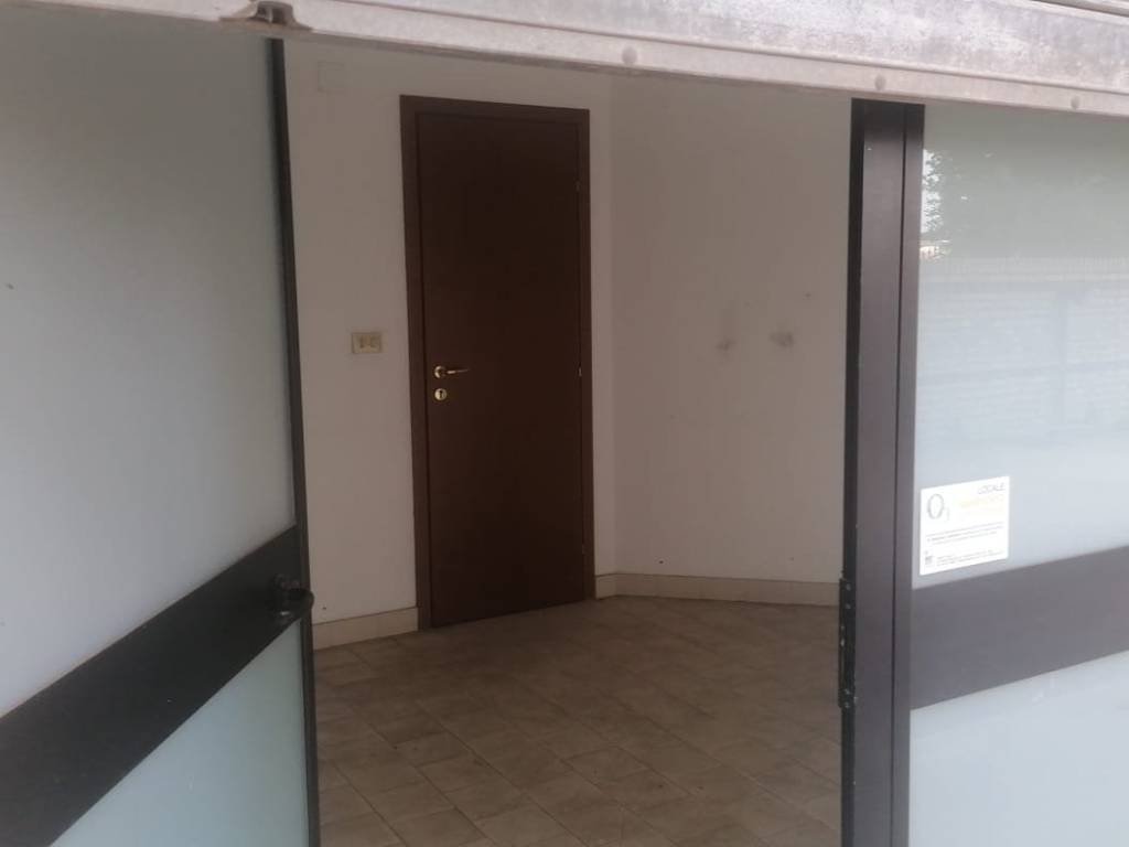 box auto in vendita a Spoltore in zona Villa Raspa