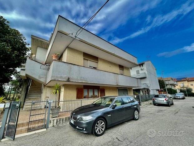 casa indipendente in vendita a Spoltore