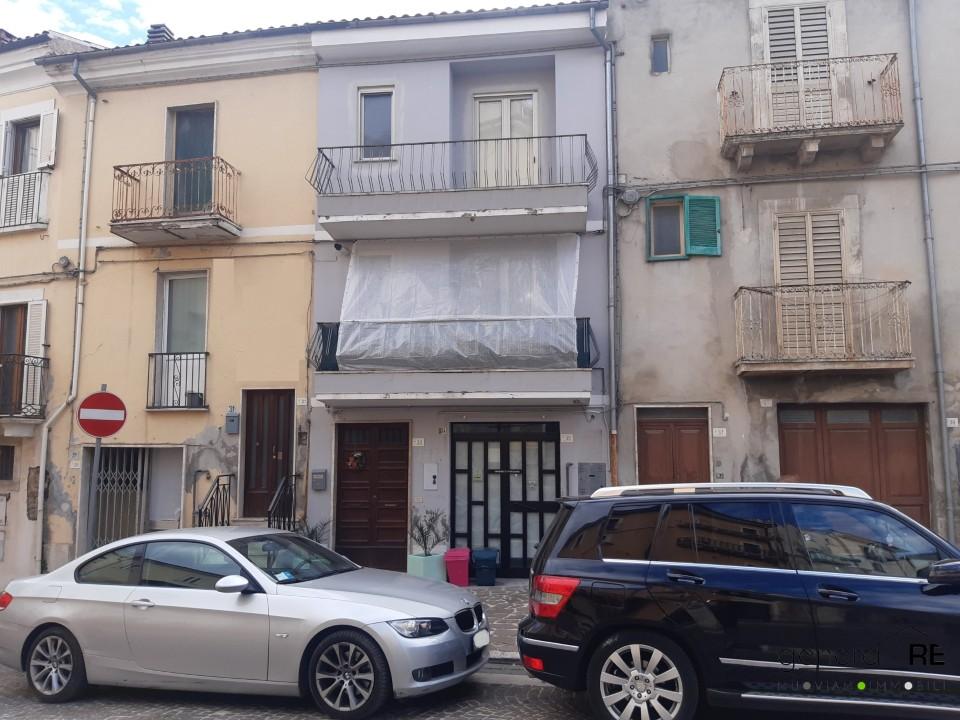 casa indipendente in vendita a Tocco da Casauria