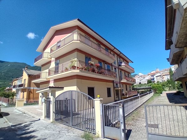 appartamento in vendita a Tocco da Casauria