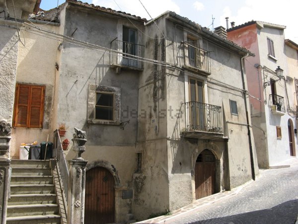 appartamento in vendita a Tocco da Casauria in zona Pareti