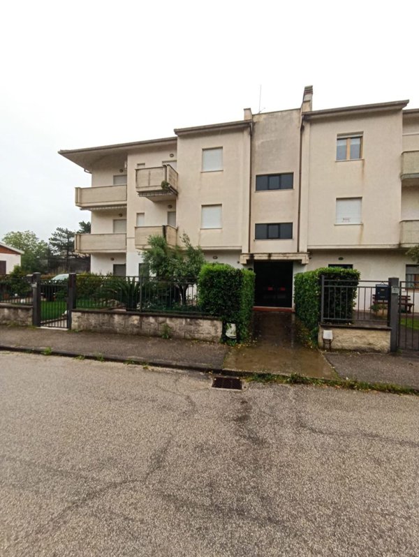 appartamento in vendita a Tocco da Casauria