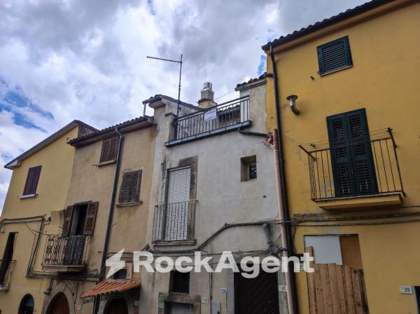 appartamento in vendita a Tocco da Casauria
