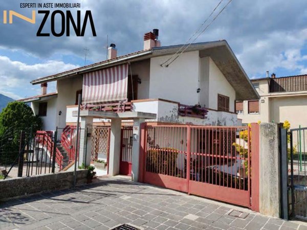 appartamento in vendita a Tocco da Casauria