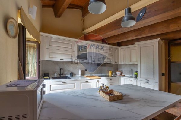 appartamento in vendita a Tocco da Casauria