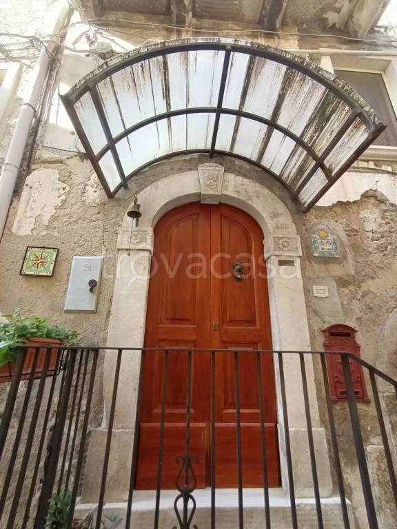 casa indipendente in vendita a Tocco da Casauria
