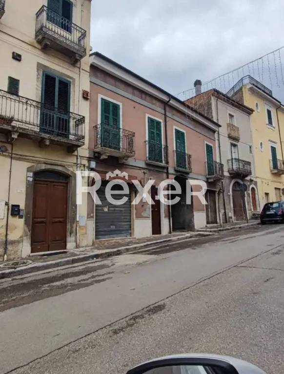 negozio in vendita a Tocco da Casauria