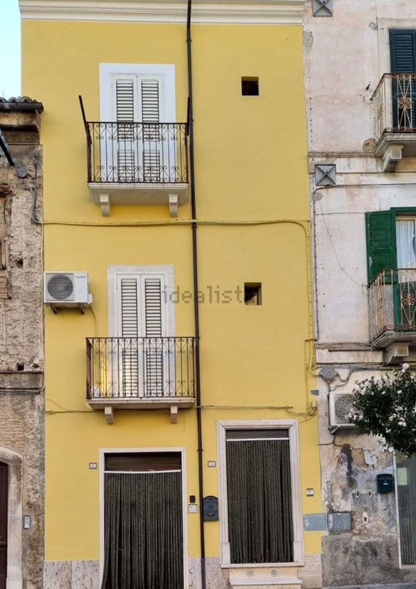 casa indipendente in vendita a Tocco da Casauria