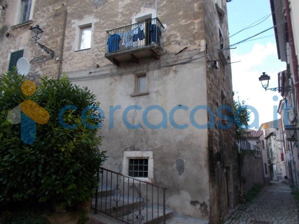 casa indipendente in vendita a Tocco da Casauria