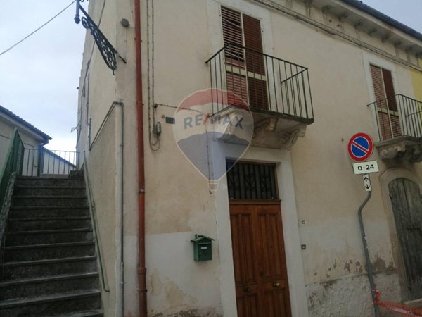 casa semindipendente in vendita a Torre de' Passeri
