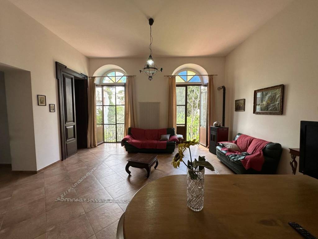 casa indipendente in vendita a Torre de' Passeri
