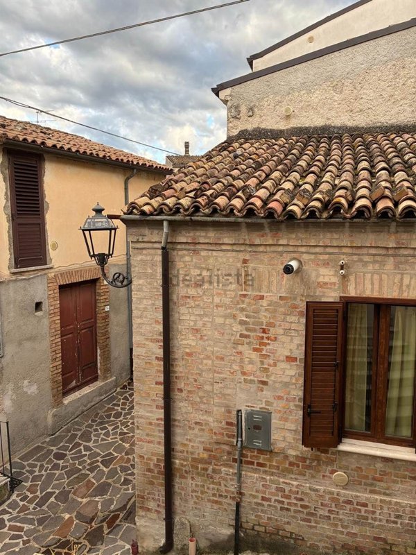 casa indipendente in vendita a Torre de' Passeri
