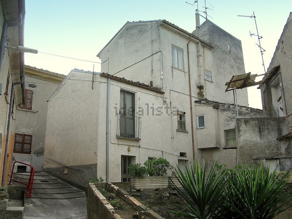 casa indipendente in vendita a Torre de' Passeri