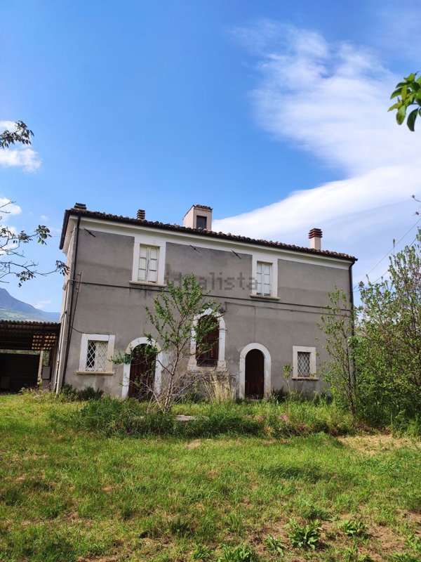 appartamento in vendita a Torre de' Passeri