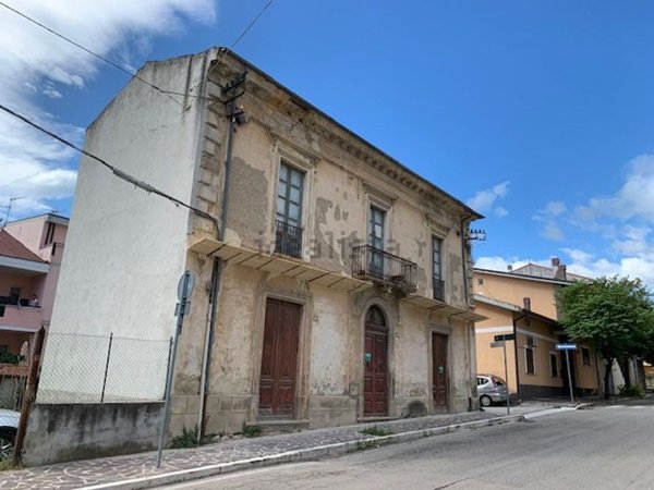 esavano in vendita a Torre de' Passeri