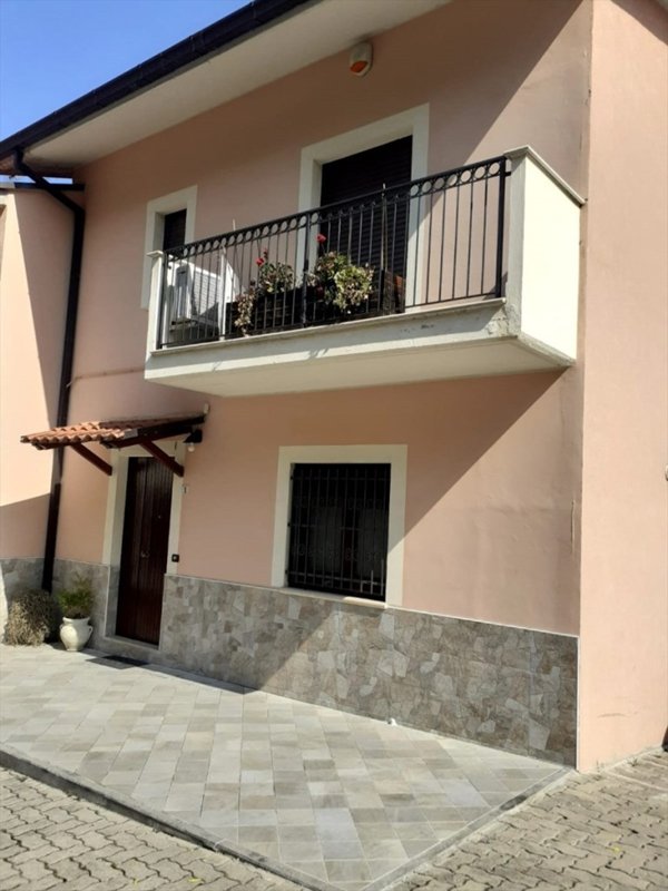 casa indipendente in vendita a Torre de' Passeri