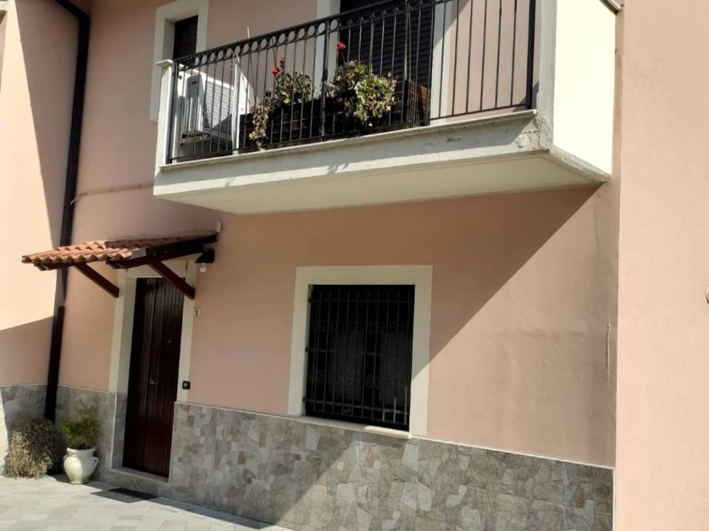 casa indipendente in vendita a Torre de' Passeri