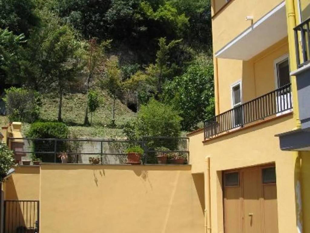 casa indipendente in vendita a Torre de' Passeri
