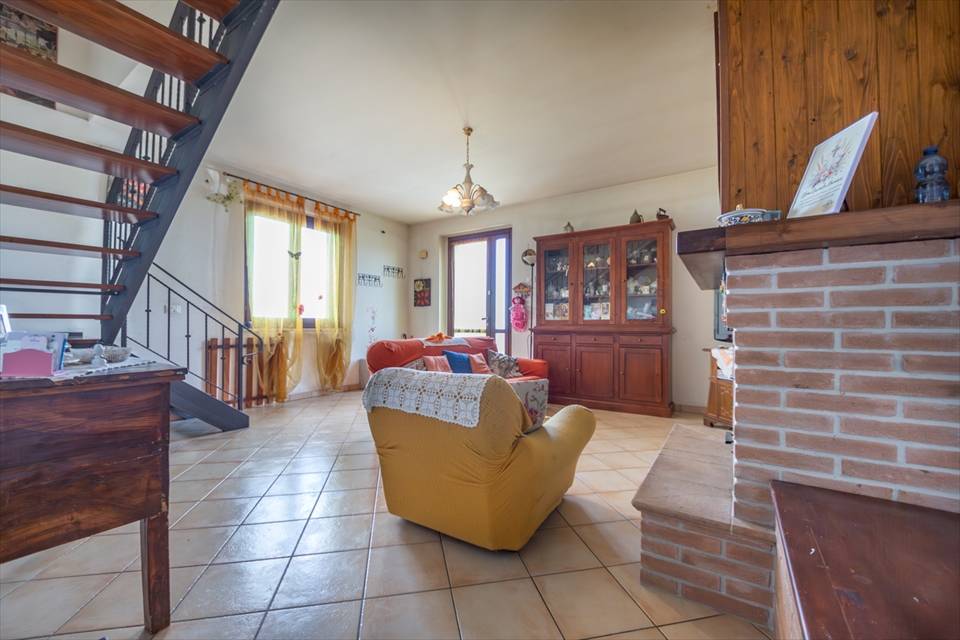casa indipendente in vendita a Vicoli