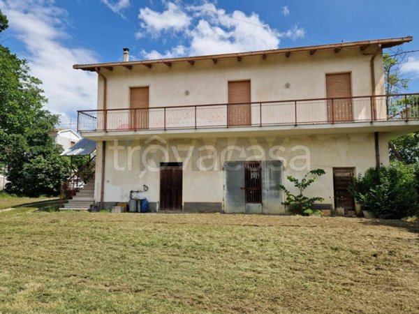 casa indipendente in vendita a Vicoli