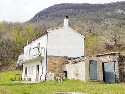 casa indipendente in vendita a Villa Celiera