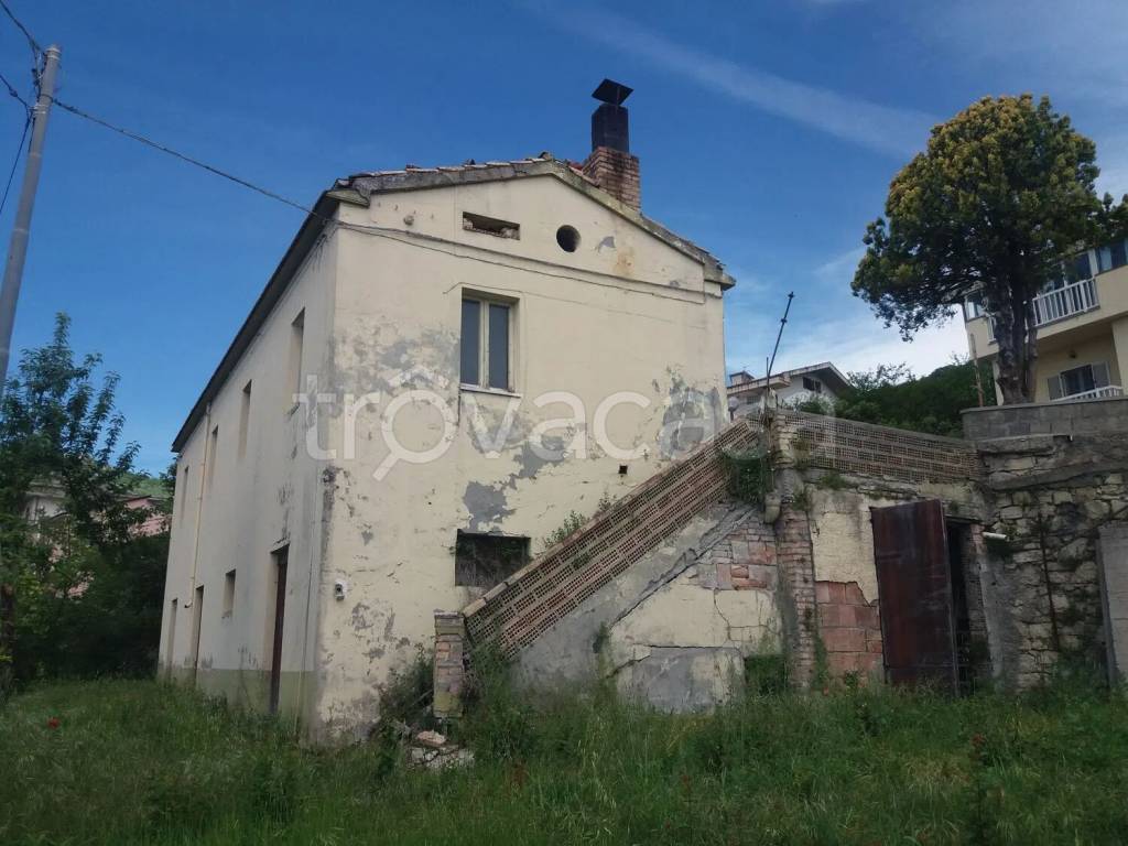 casa indipendente in vendita a Villa Celiera in zona Santa Maria