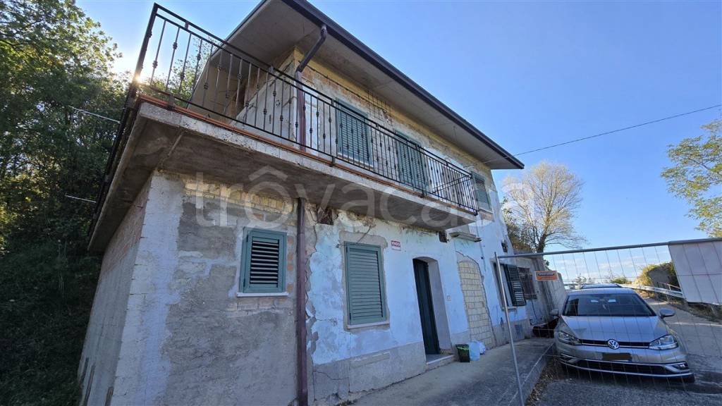 casa indipendente in vendita ad Altino in zona Briccioli